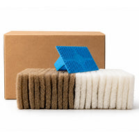 21-teiliges OLI-NATURA® Pad-Set für Holzöl mit 10 beige Massierpads, 10 weißen Polierpads und Hand-Padhalter.