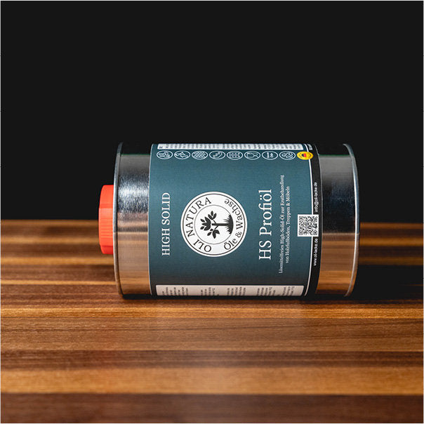 oli natura Hs Profiöl auf einer geölten Tischplatte